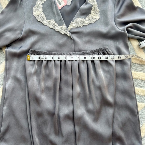 LISE WATIER Lingerie Satin Silky Pajama Set Medium Gray Loungewear - Picture 13 of 17
